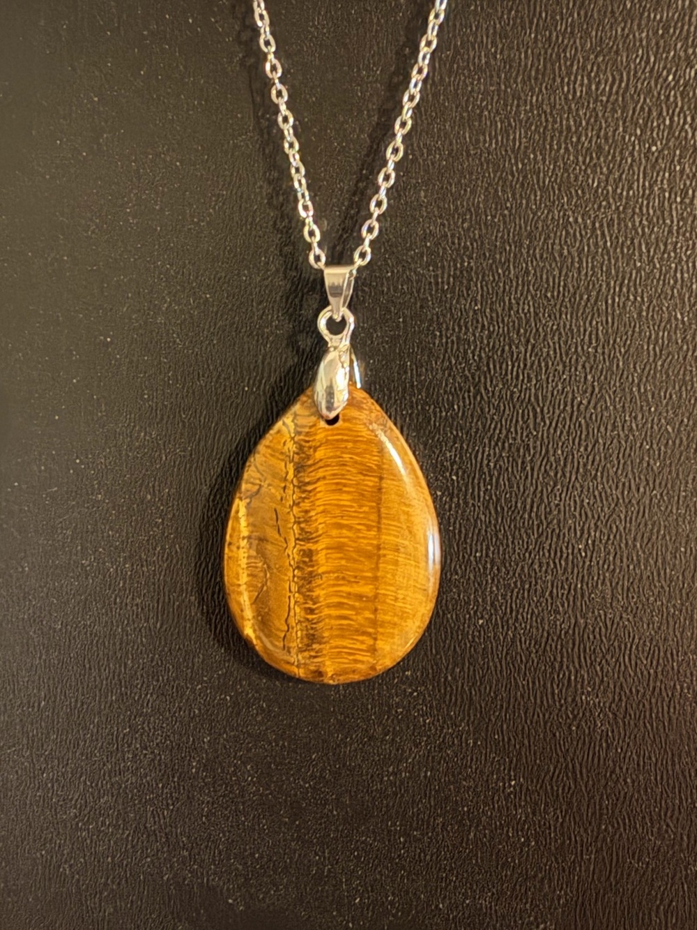 Natural Stone Tear Drop Pendant Necklace NEW 17”-19” - Picture 2 of 14
